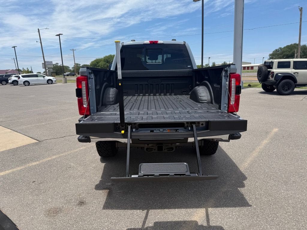 New 2026 Ford F250 Lariat w/ Tremor Off-Road Package AWD/4WD image 43