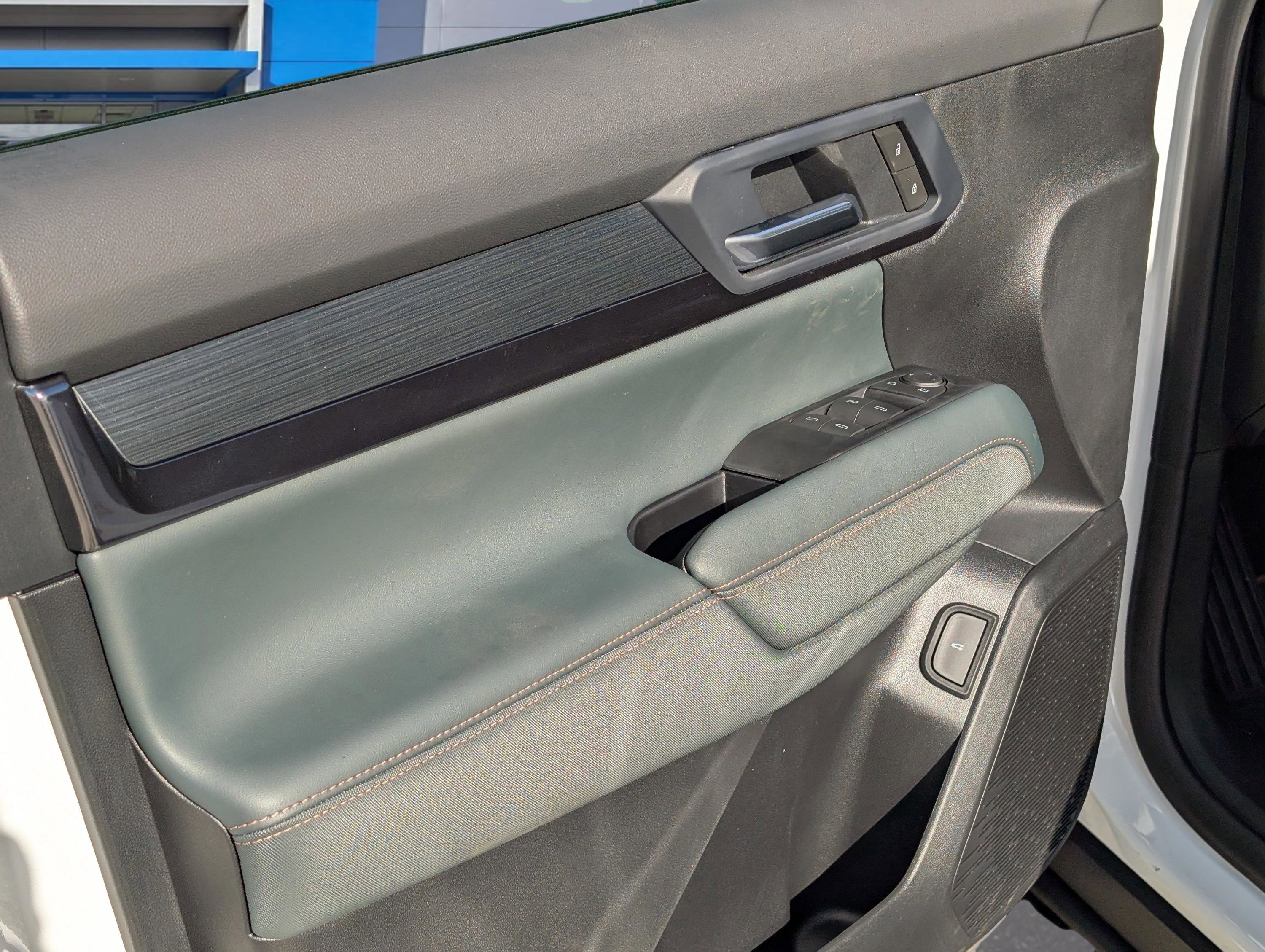 New 2026 GMC Terrain AT4 w/ Technology Package II AWD/4WD image 15
