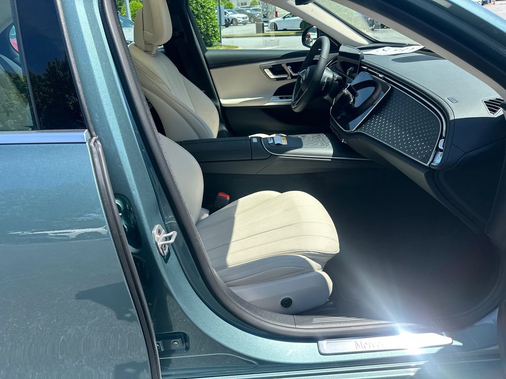 New 2026 Mercedes-Benz E 450 4MATIC Sedan image 14