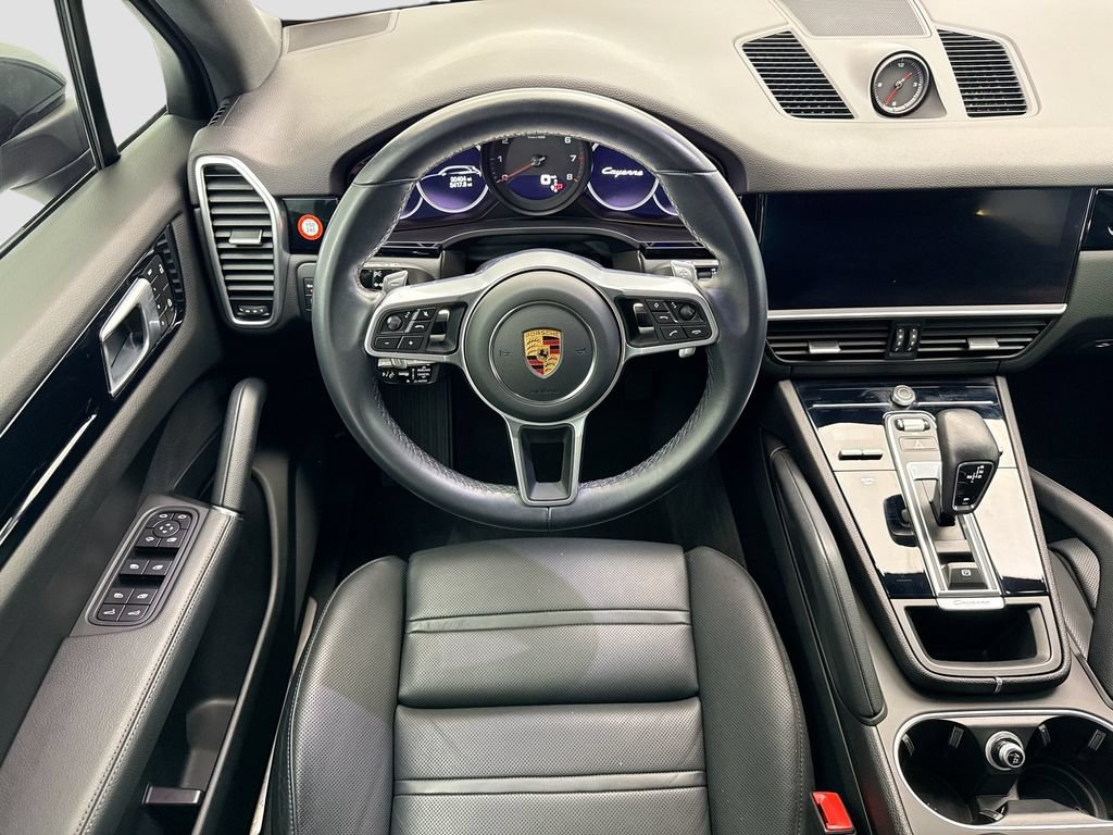 Used 2022 Porsche Cayenne AWD/4WD image 10