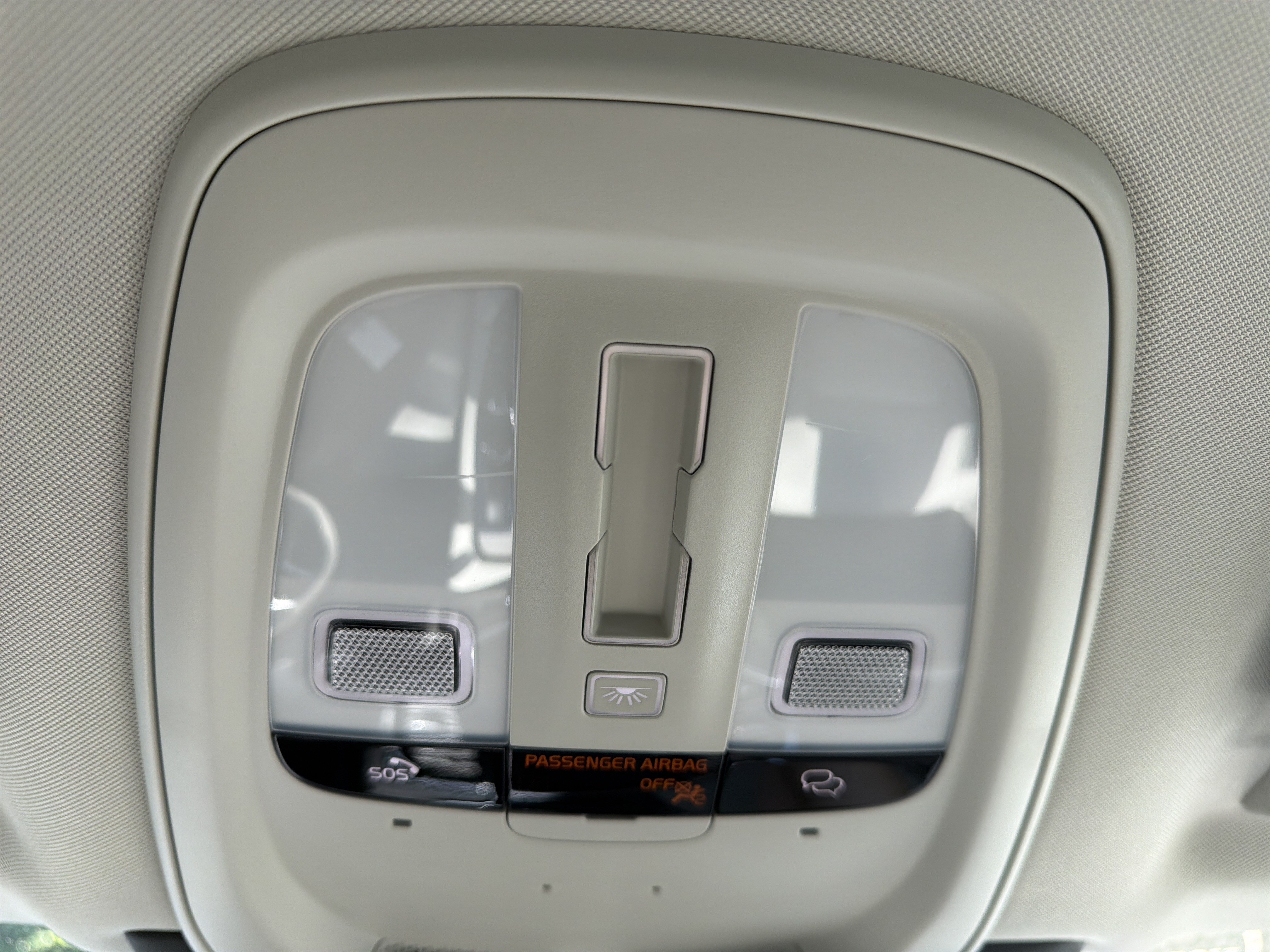 Certified 2025 Volvo XC90 B5 Plus w/ Protection Package Premier AWD/4WD image 29