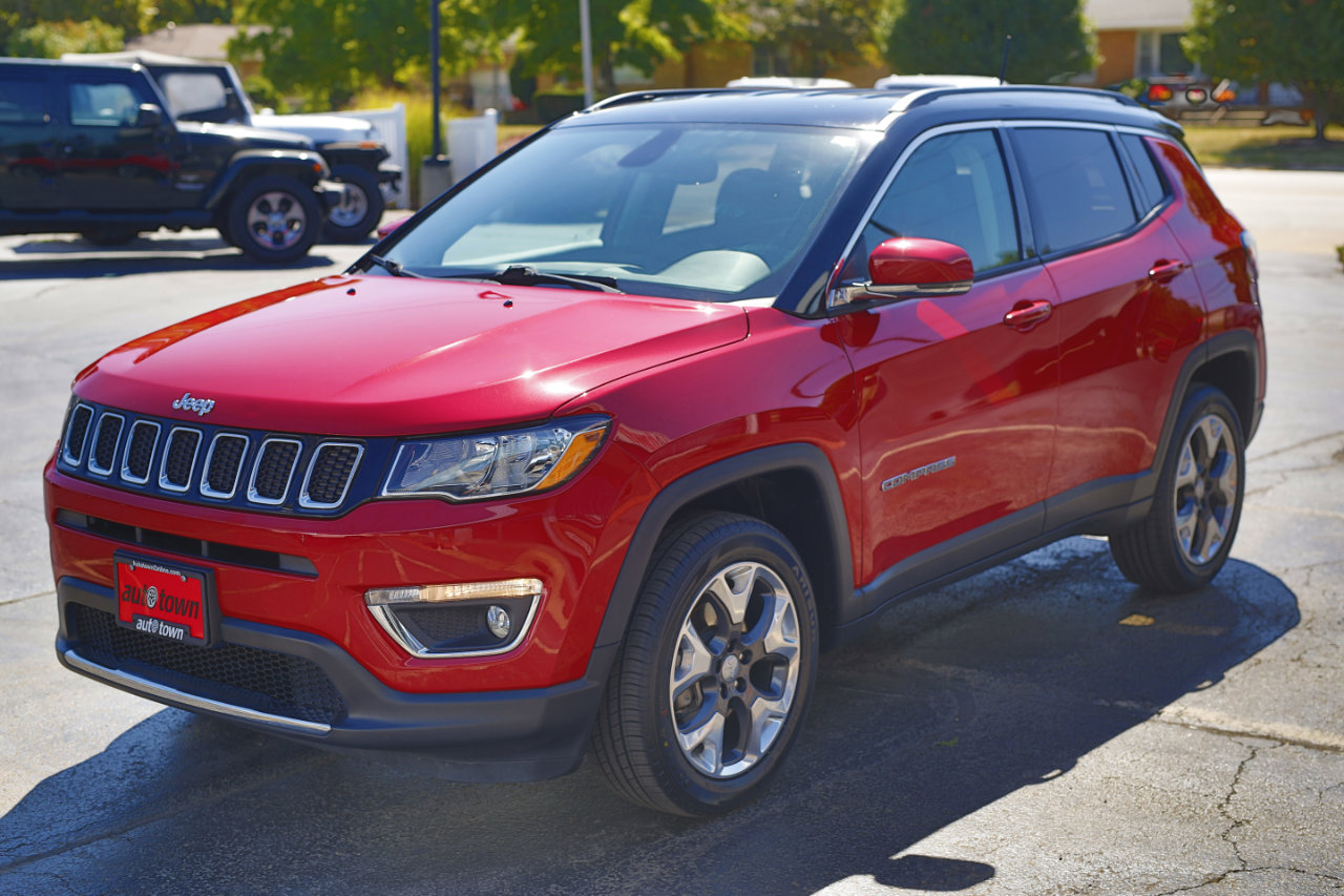 Used 2018 Jeep Compass Limited image 3