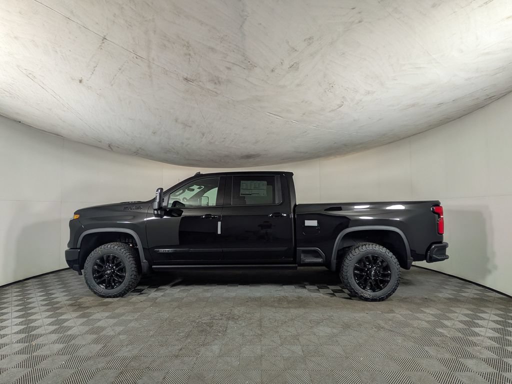 New 2026 Chevrolet Silverado 2500 High Country w/ High Country Premium Package AWD/4WD image 3