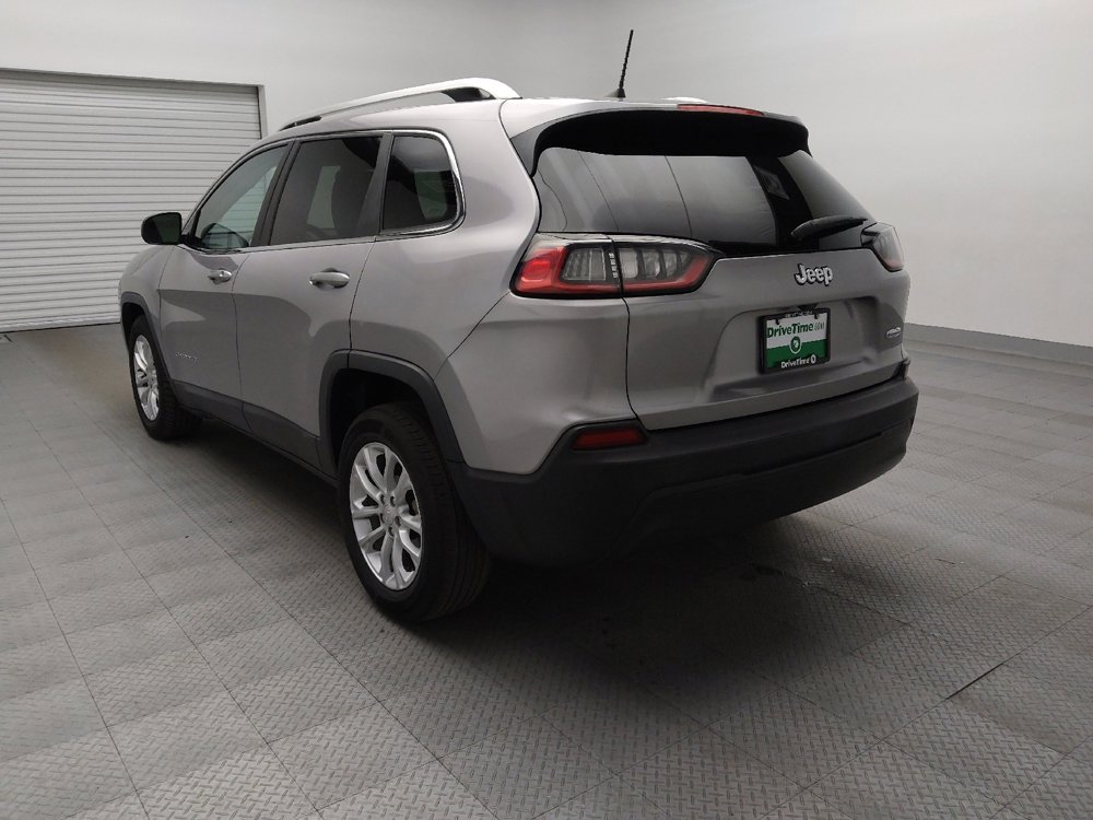 Used 2019 Jeep Cherokee Latitude w/ Popular Appearance Group FWD image 5