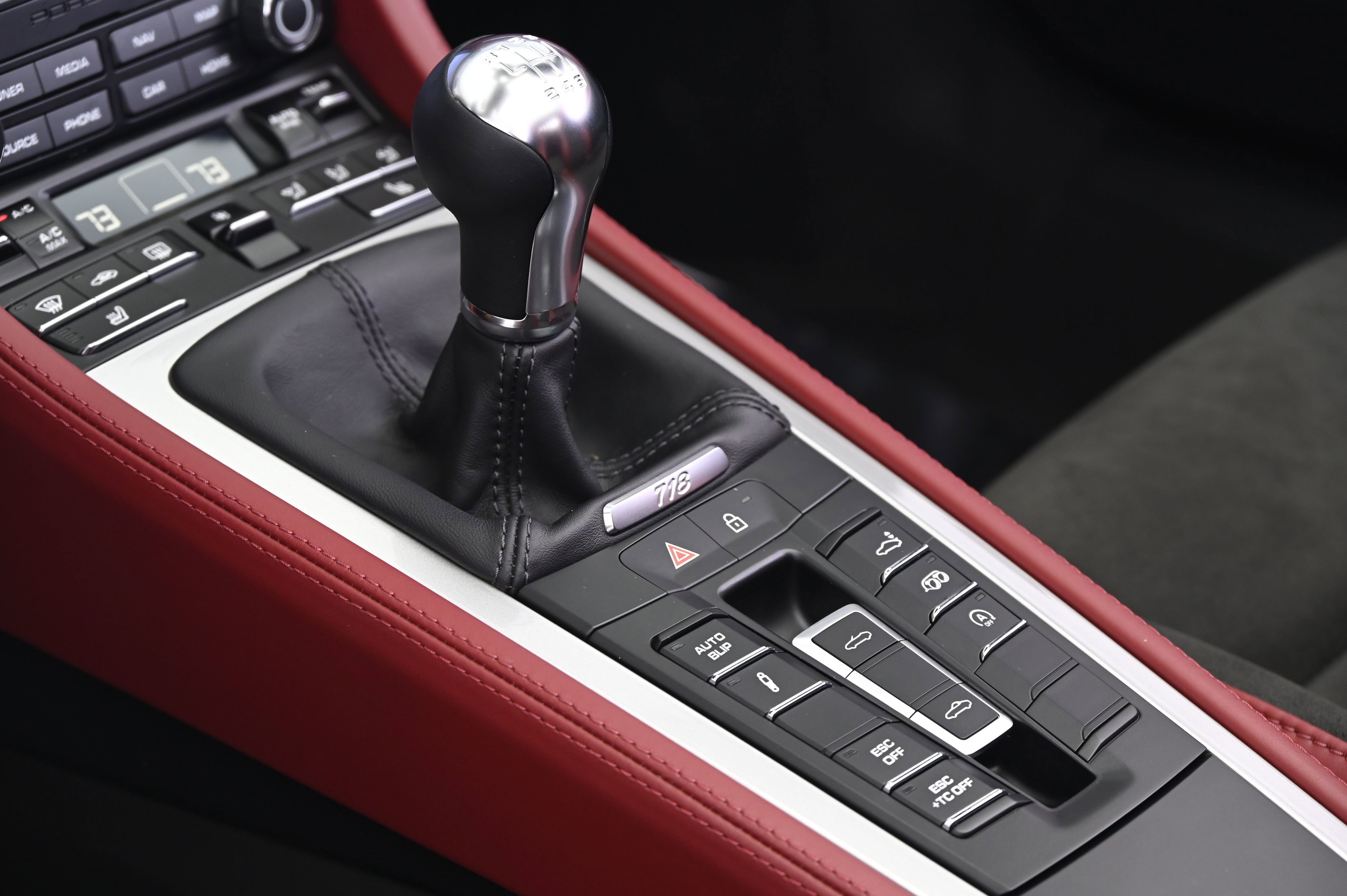 Used 2022 Porsche 718 Boxster Spyder image 36