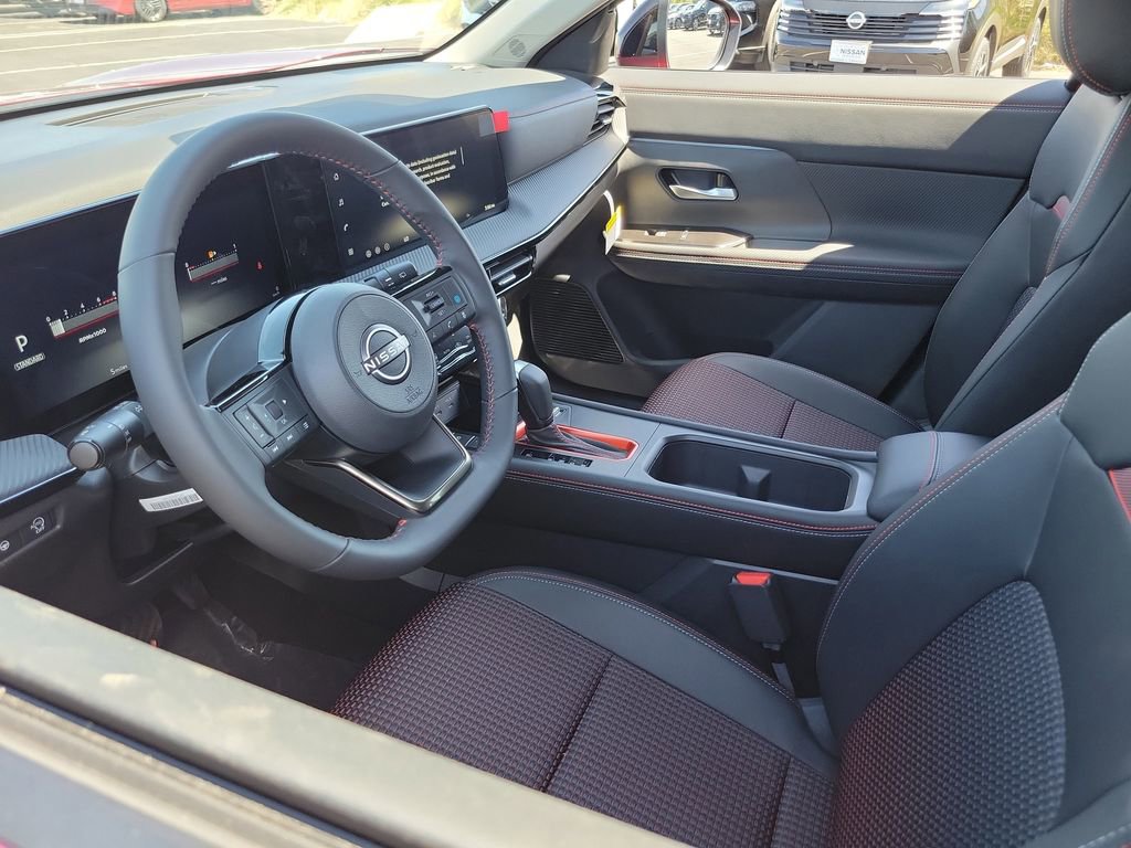 New 2026 Nissan Kicks SR FWD image 24