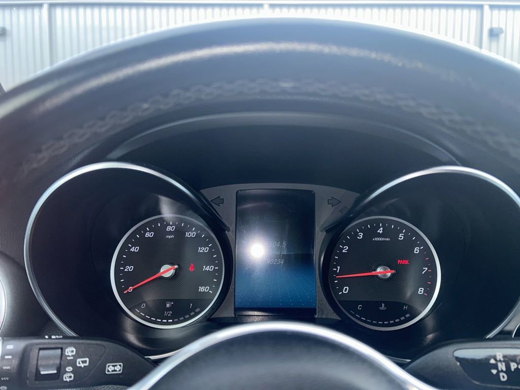 Used 2021 Mercedes-Benz GLC 300 image 12