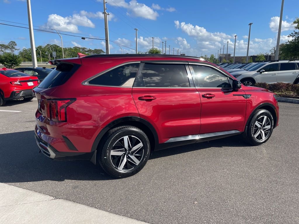 Used 2021 Kia Sorento S image 5