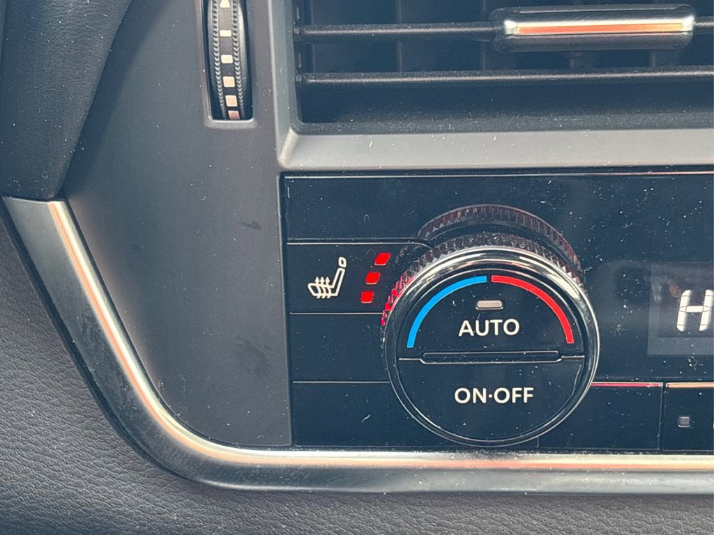 Certified 2023 Nissan Rogue SV w/ SV Premium Package image 32