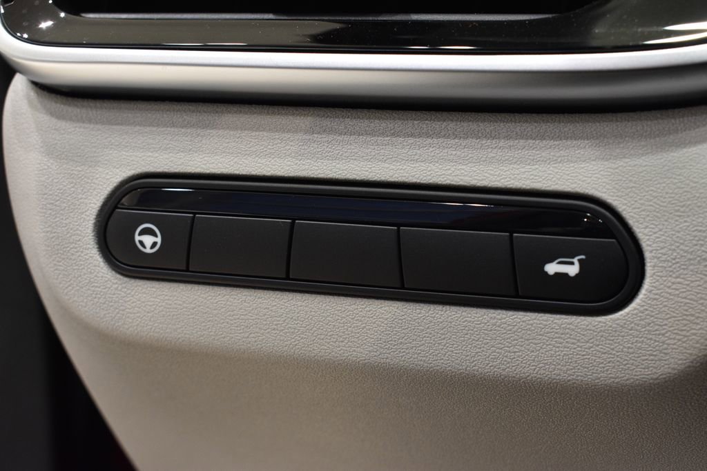 New 2026 INFINITI QX60 Luxe image 14