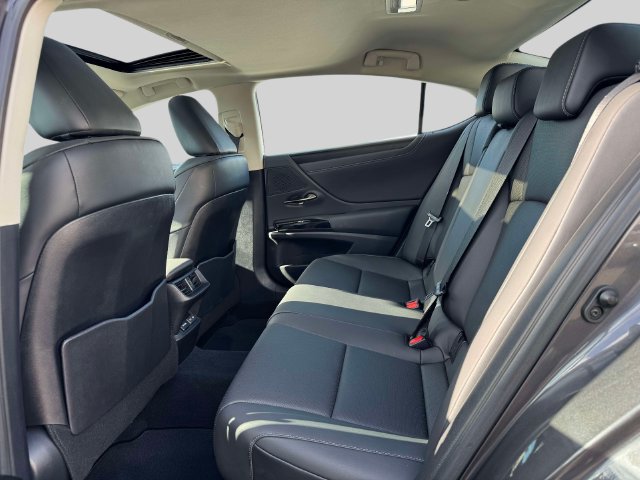 Certified 2023 Lexus ES 350 w/ Premium Package FWD image 15