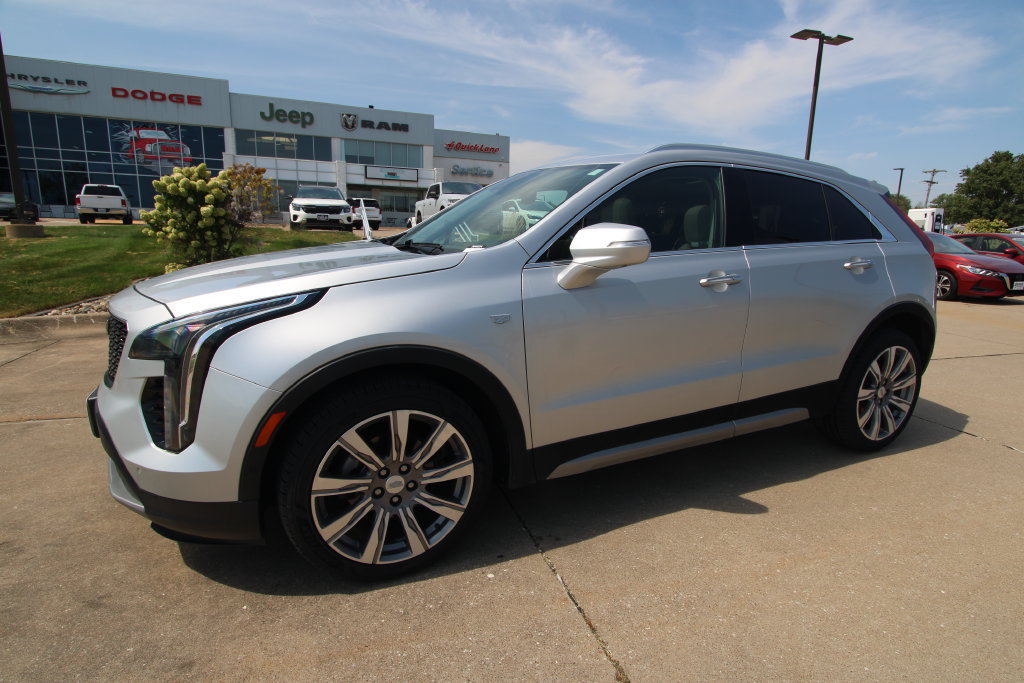 Used 2019 Cadillac XT4 Premium Luxury AWD/4WD image 19