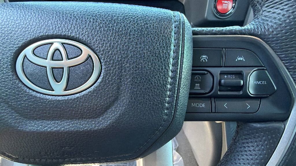 Used 2024 Toyota Tacoma TRD Sport AWD/4WD image 20