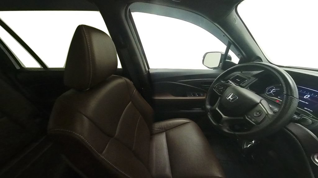 Used 2025 Honda Passport EX-L image 33
