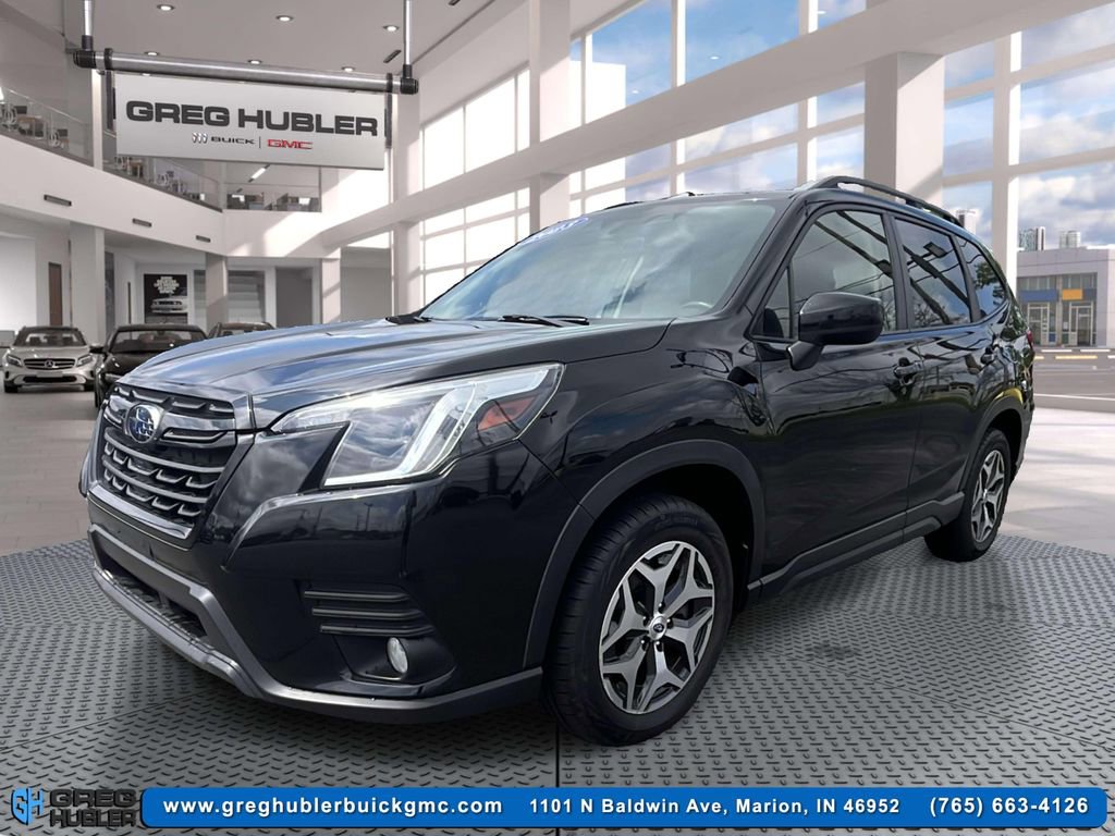 Used 2023 Subaru Forester Premium image 1