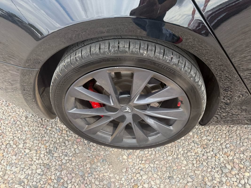 Used 2019 Tesla Model S Performance AWD/4WD image 35