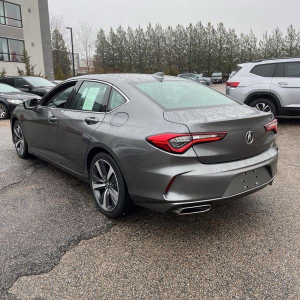 Used 2025 Acura TLX w/ Technology Package image 3