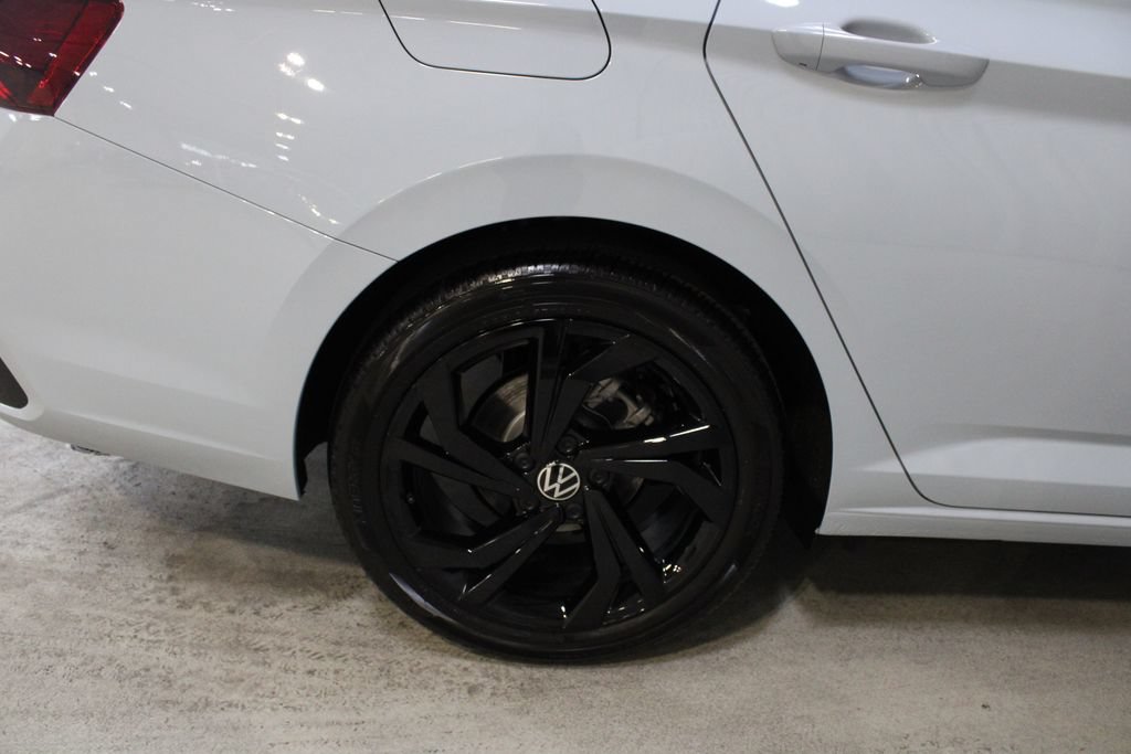 New 2027 Volkswagen Jetta SE FWD image 27