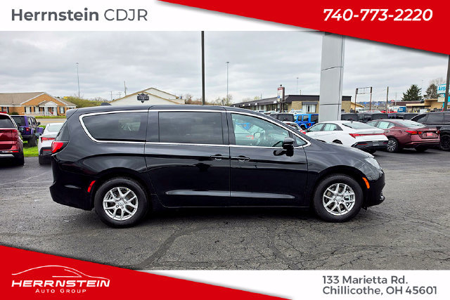 New 2026 Chrysler Voyager LX FWD image 29
