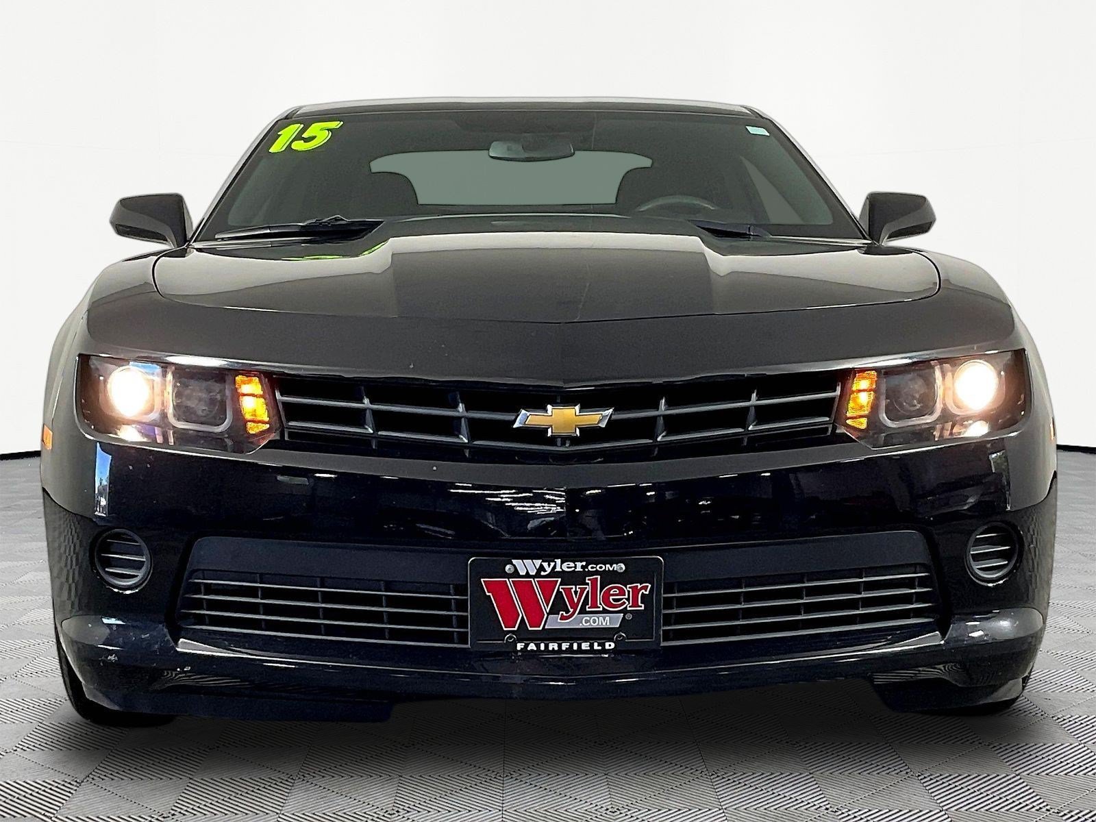 Used 2015 Chevrolet Camaro LS RWD image 2