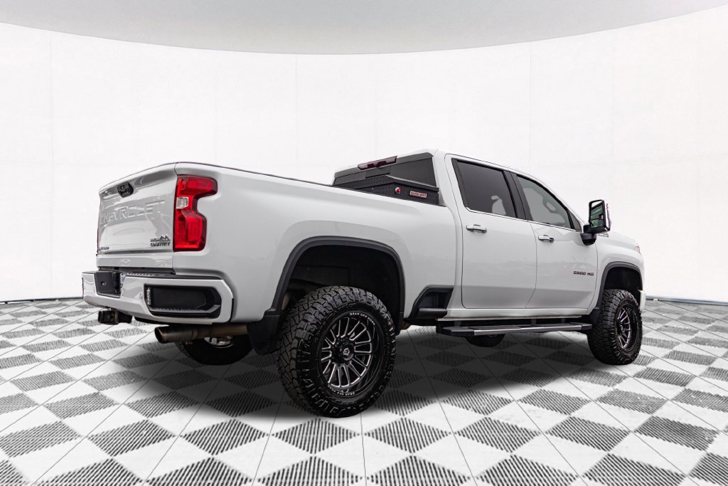Used 2023 Chevrolet Silverado 2500 High Country AWD/4WD image 10