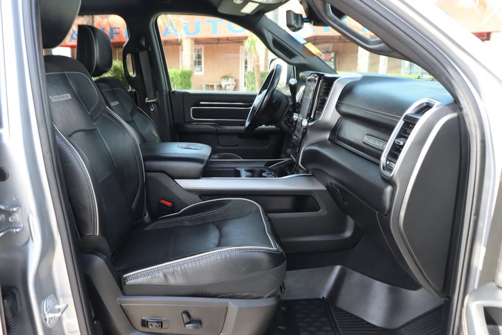 Used 2022 RAM 2500 Laramie w/ Night Edition AWD/4WD image 40
