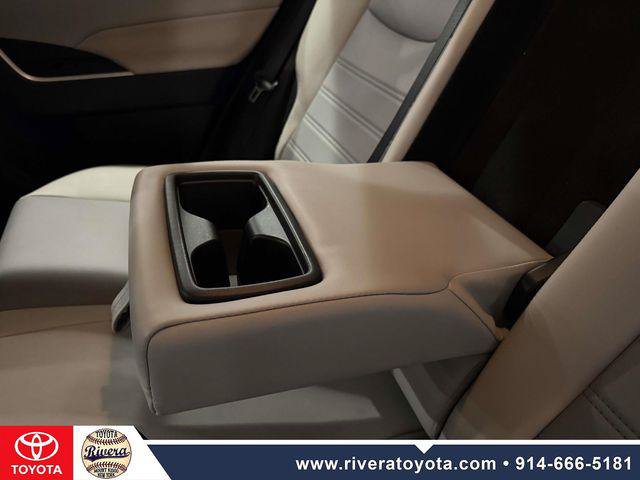 Certified 2021 Toyota RAV4 XLE Premium AWD/4WD image 18