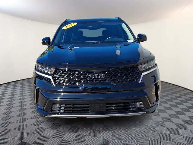 Certified 2023 Kia Sorento EX FWD image 2