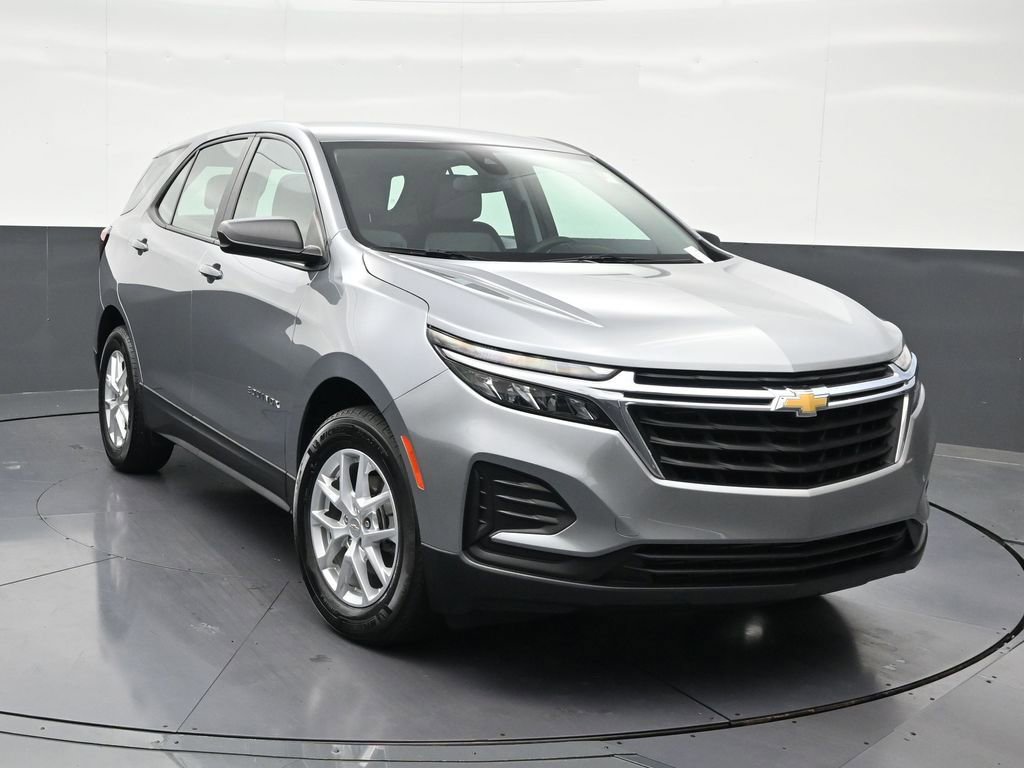 Used 2024 Chevrolet Equinox LS FWD image 8