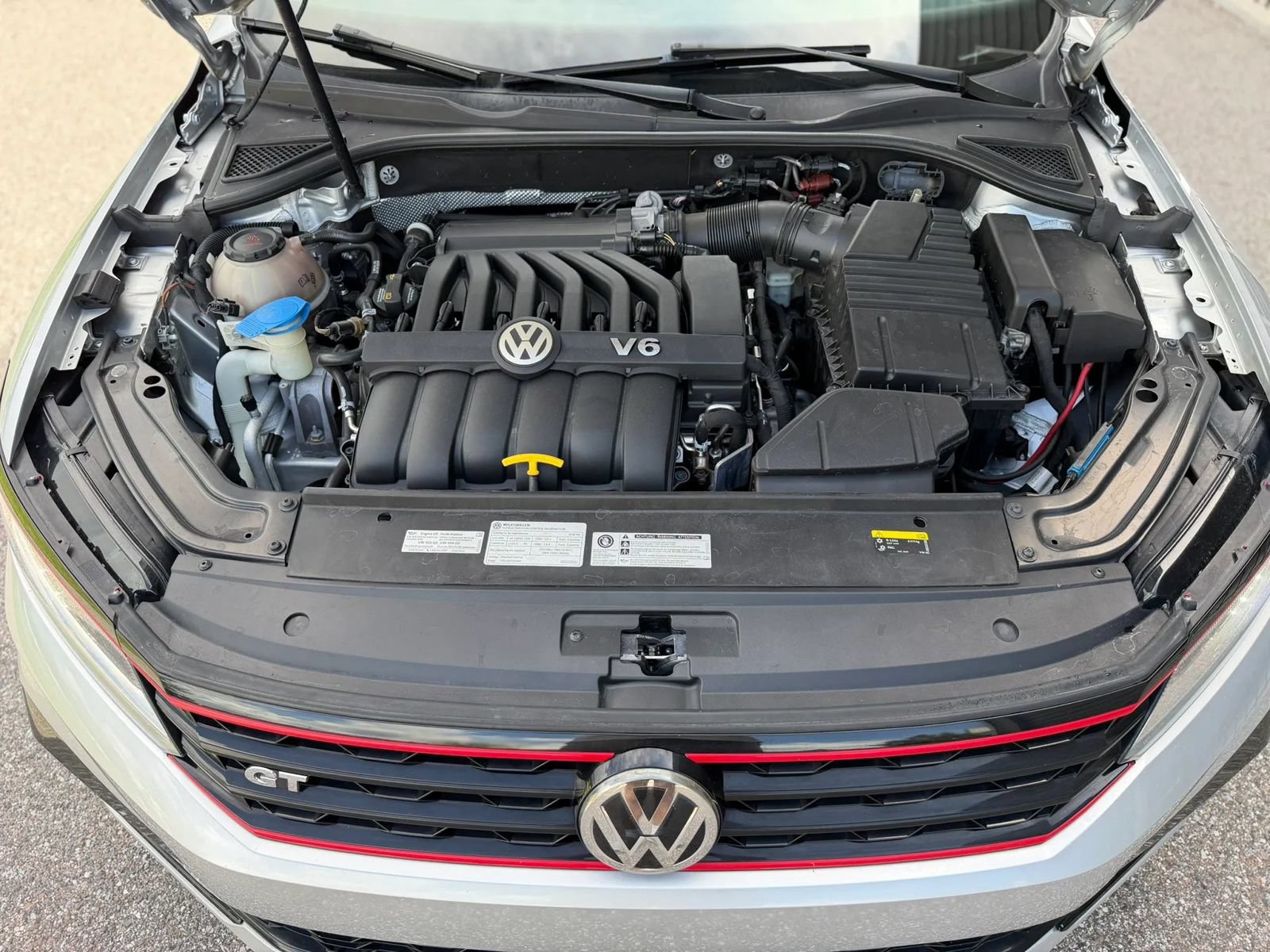Used 2018 Volkswagen Passat 3.6 FWD image 26