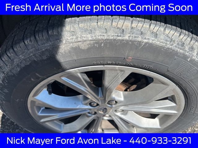 Used 2023 Ford Explorer XLT w/ Equipment Group 202A image 9