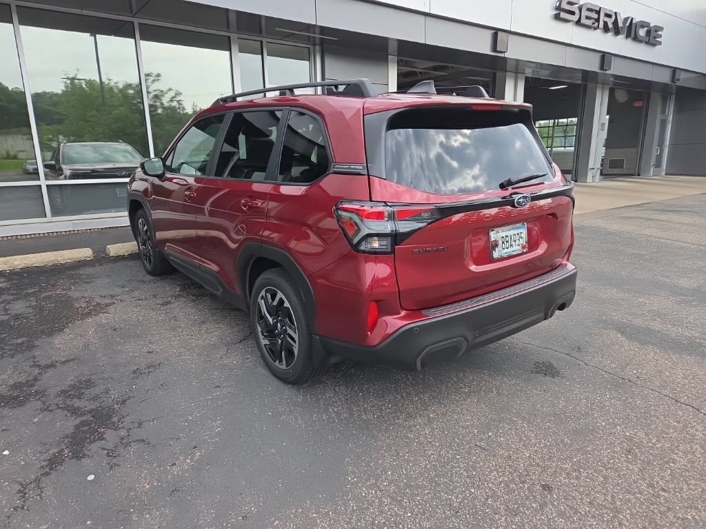 Used 2025 Subaru Forester Limited AWD/4WD image 8