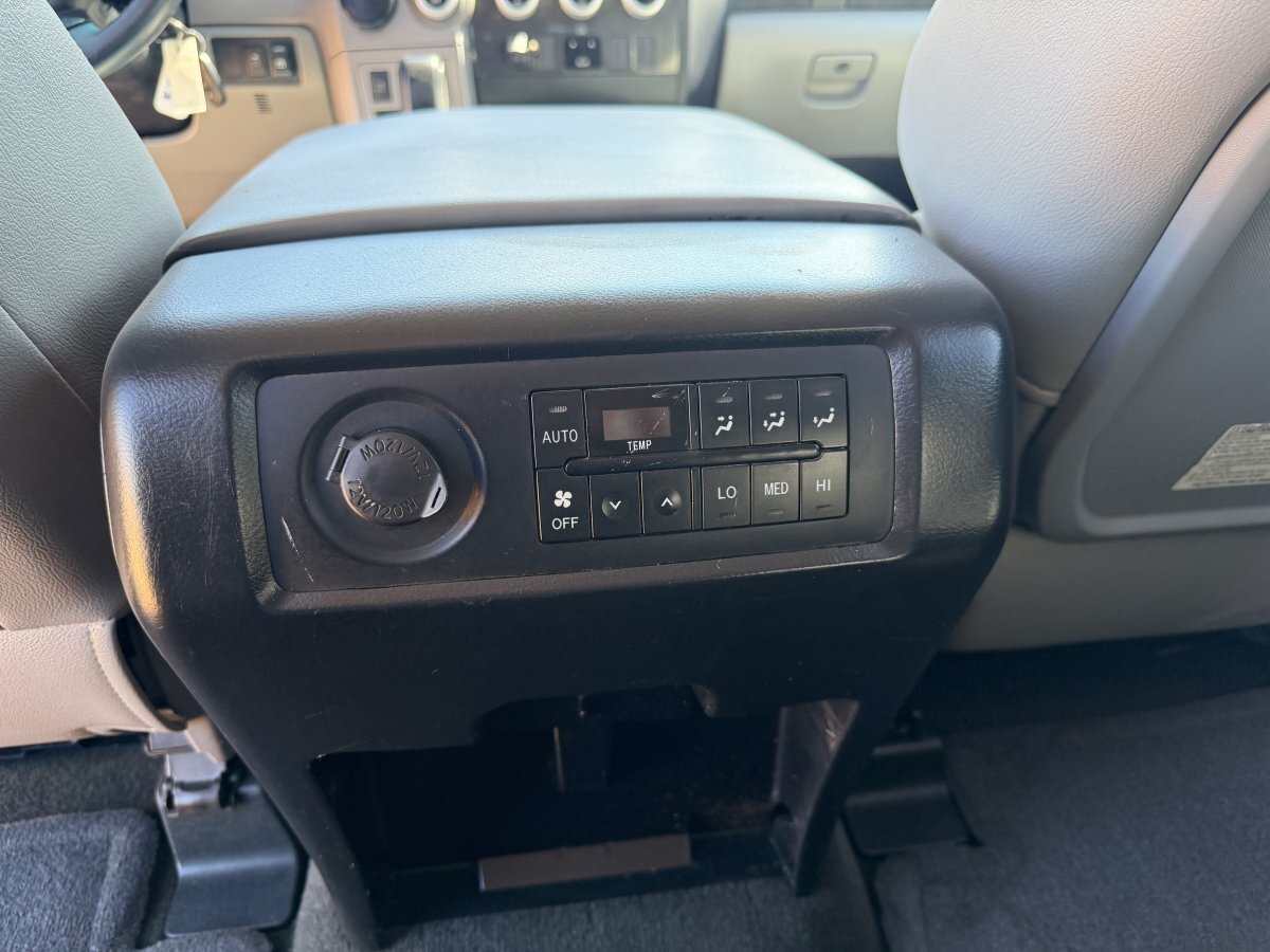 Used 2013 Toyota Sequoia SR5 RWD image 21