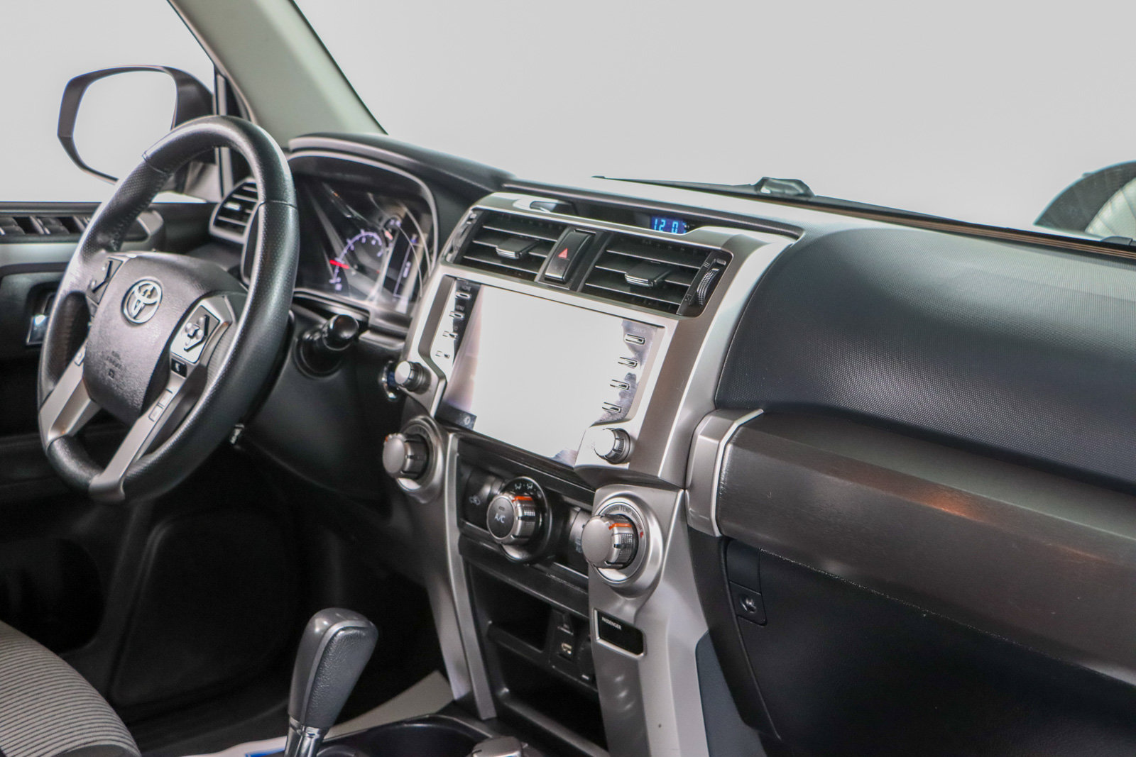 Used 2021 Toyota 4Runner SR5 AWD/4WD image 27