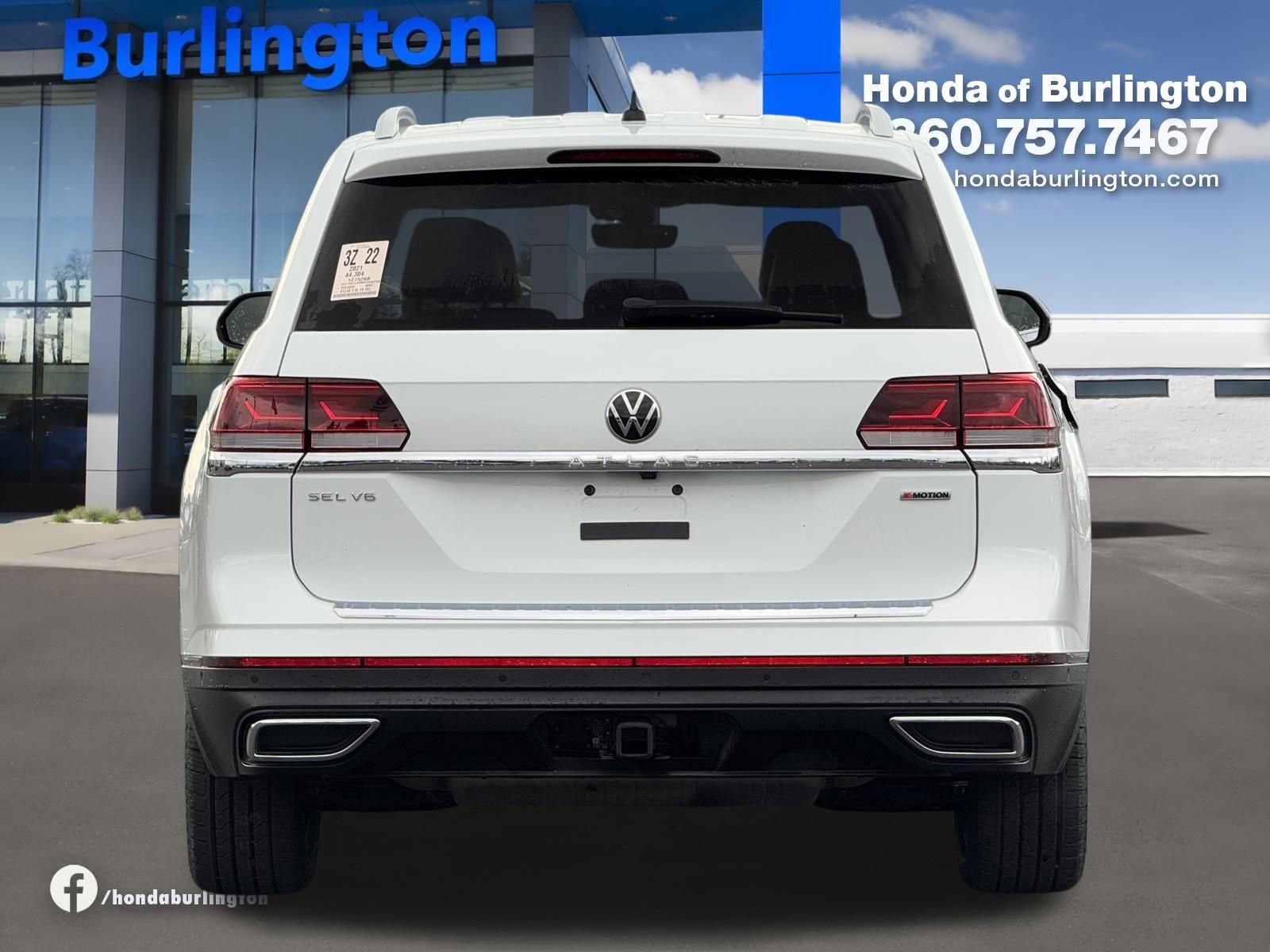 Used 2021 Volkswagen Atlas SEL Premium w/ MDO Package (Bench Seat) image 5