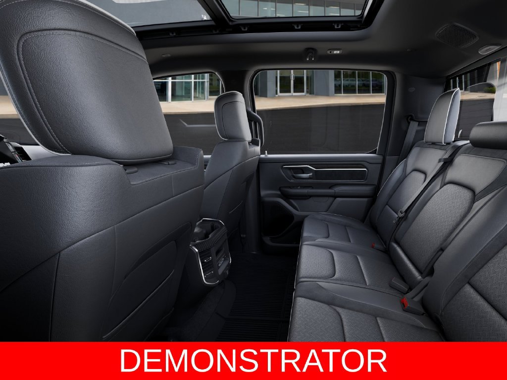 New 2026 RAM 1500 Laramie AWD/4WD image 23