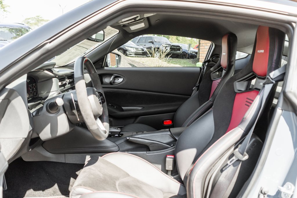 Used 2024 Nissan Z NISMO w/ Floor Mat Package image 26