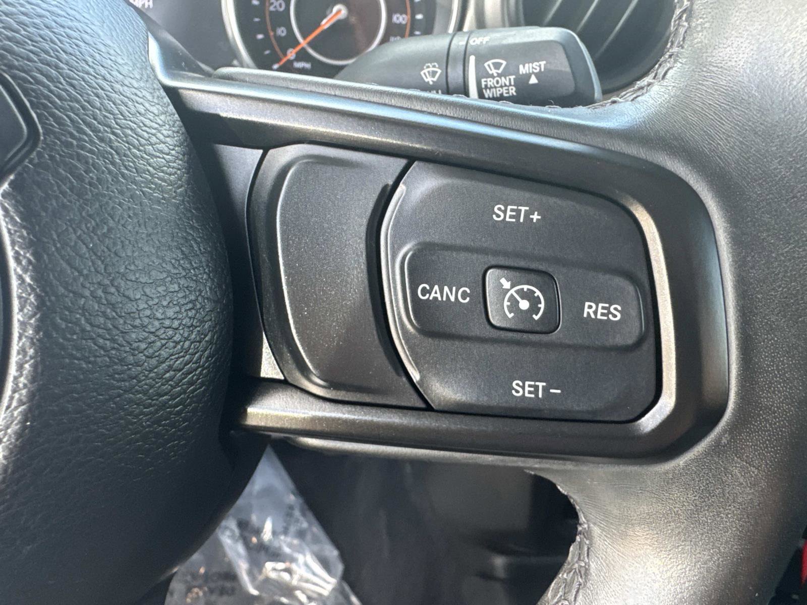 Used 2022 Jeep Wrangler Willys image 22