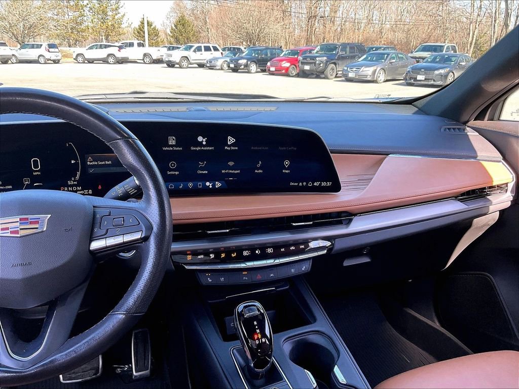 Used 2024 Cadillac XT4 Sport AWD/4WD image 18