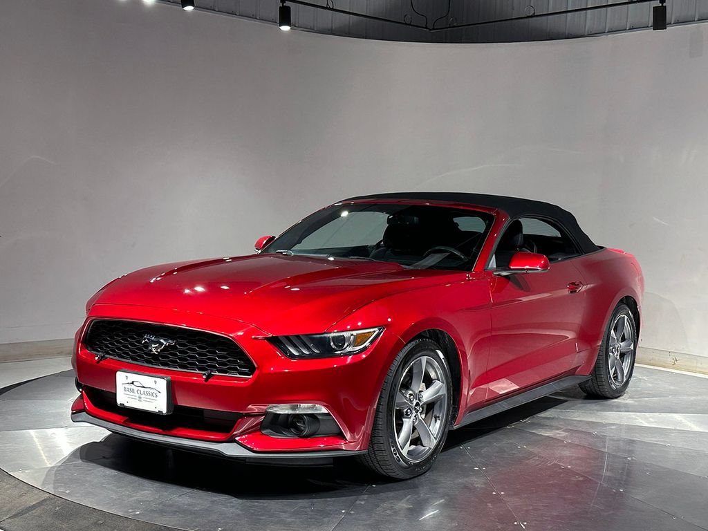 Used 2015 Ford Mustang Convertible w/ Equipment Group 051A RWD image 84