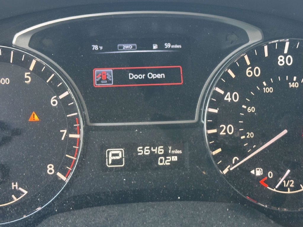 Used 2015 Nissan Pathfinder SV w/ Cargo Package FWD image 27