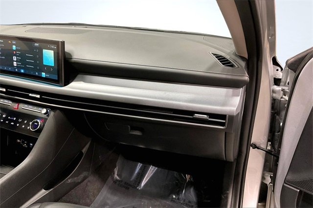 Used 2025 Hyundai Sonata Limited image 17
