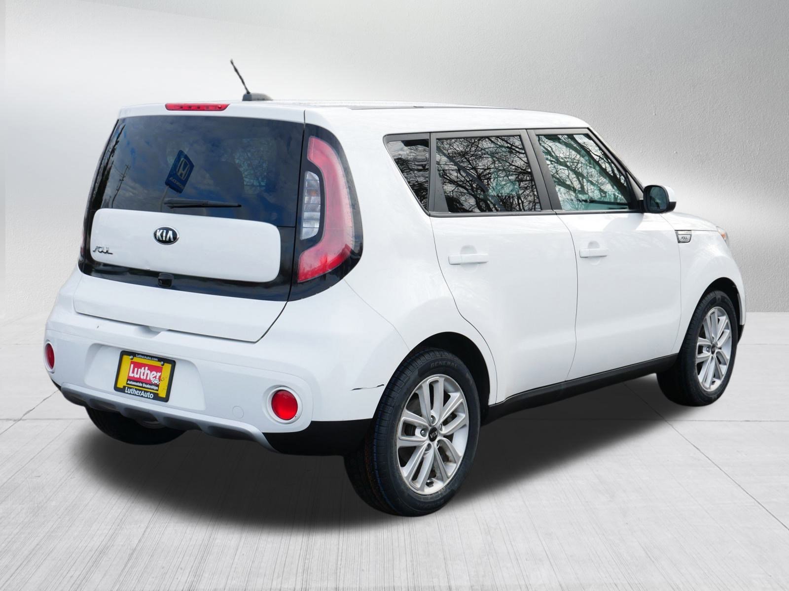Used 2018 Kia Soul + image 7