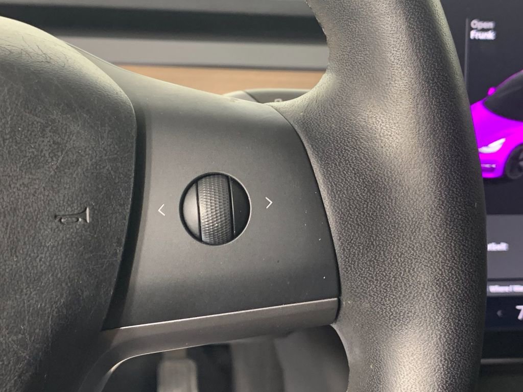 Used 2020 Tesla Model 3 Long Range image 18