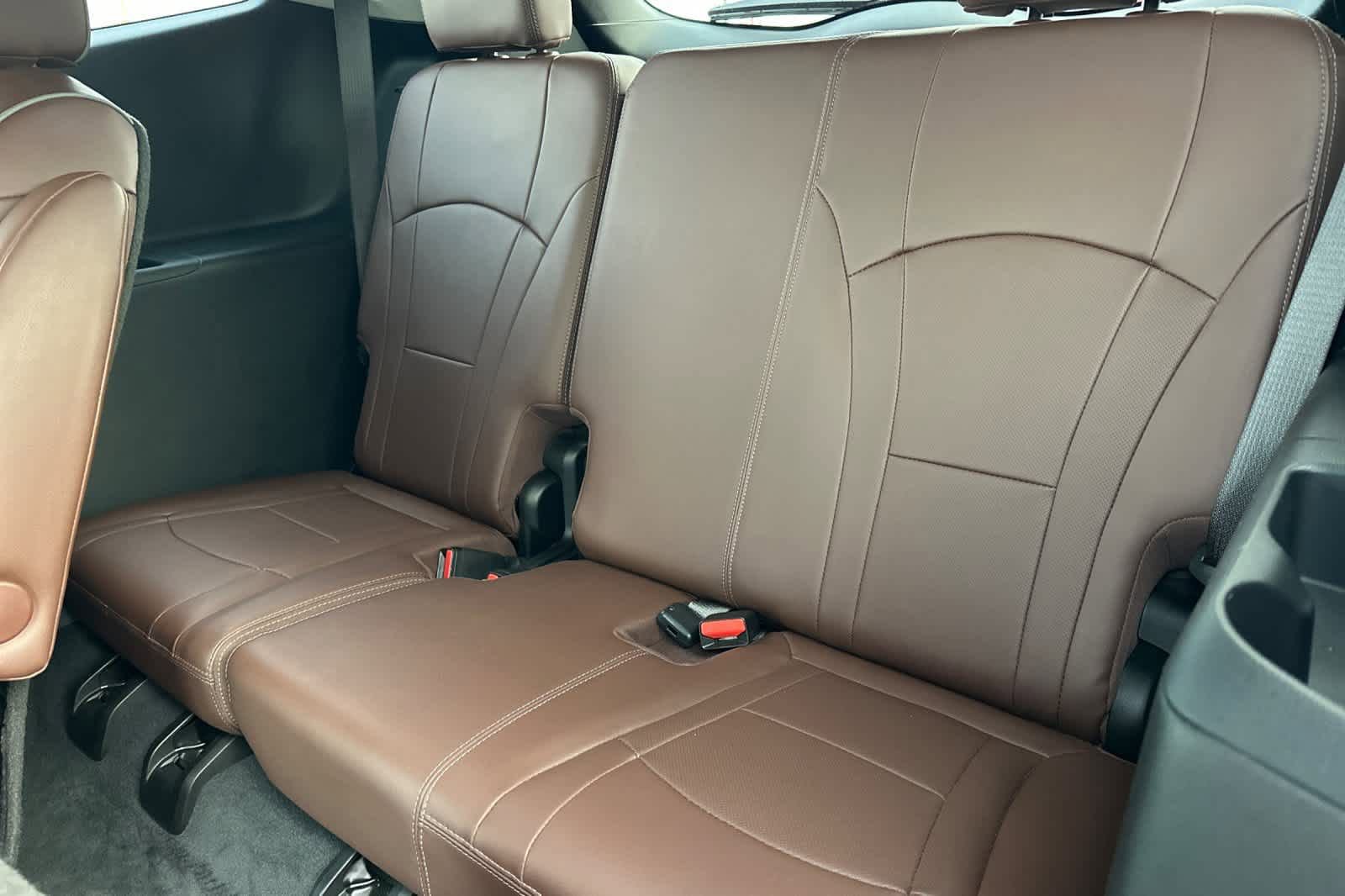 Used 2021 Buick Enclave Avenir w/ Avenir Technology Package image 16