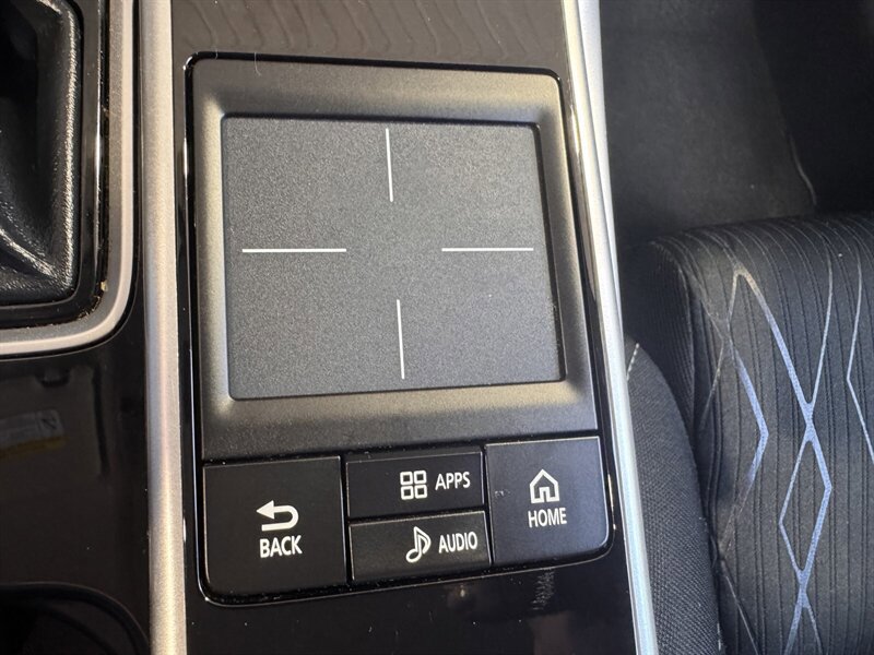 Used 2018 Mitsubishi Eclipse Cross SE image 24
