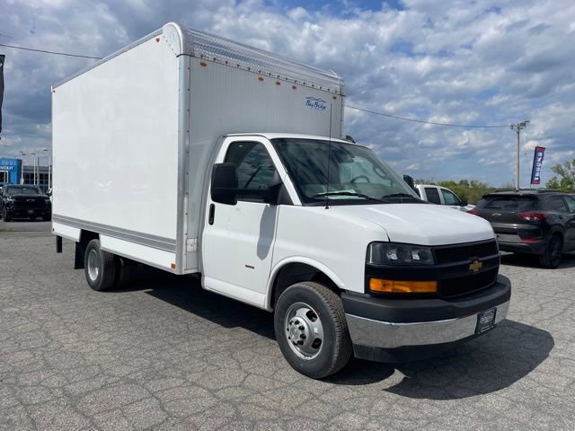 New 2025 Chevrolet Express 3500 w/ Power Convenience Package RWD image 1