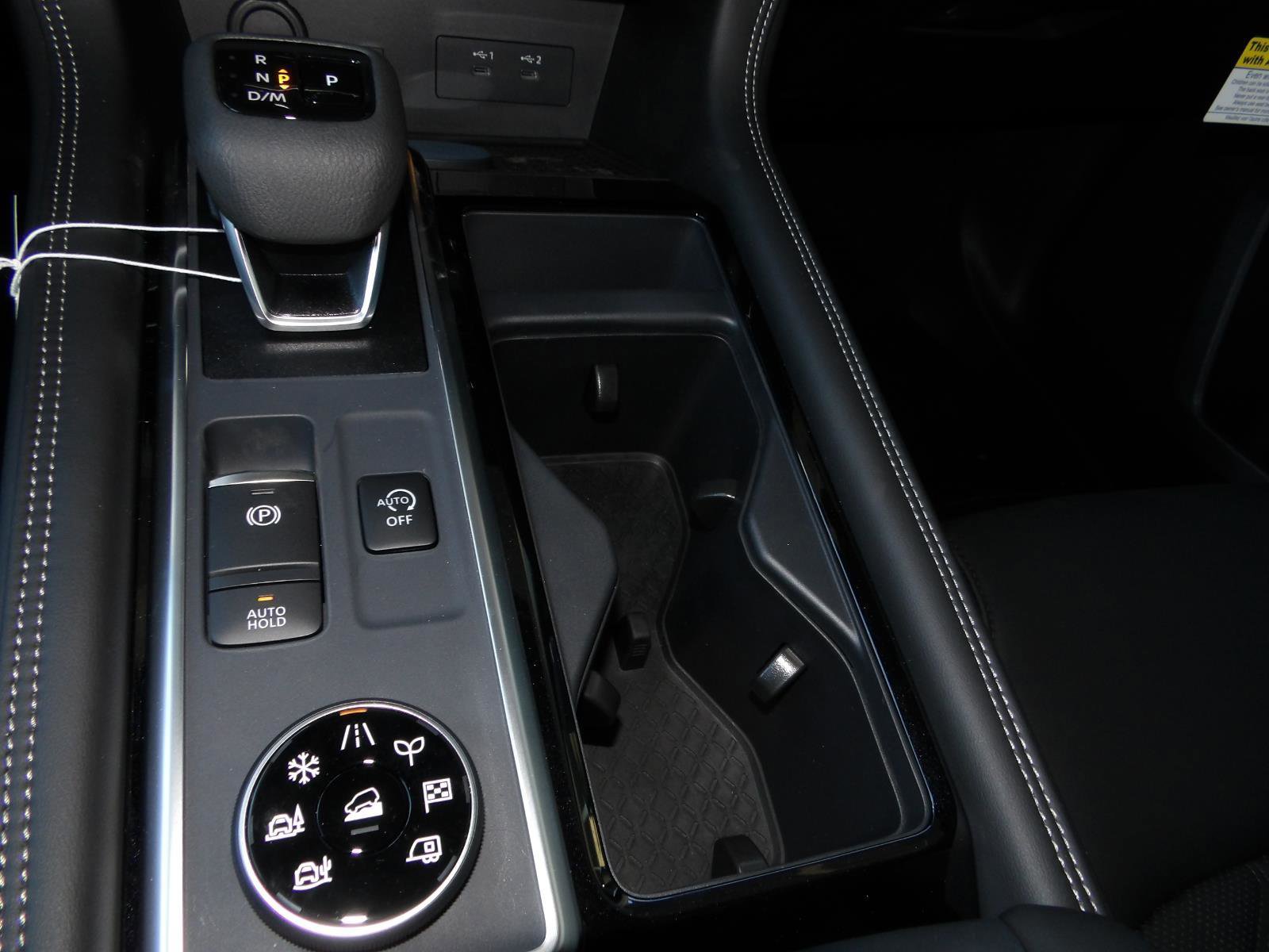 New 2026 Nissan Pathfinder Platinum image 26