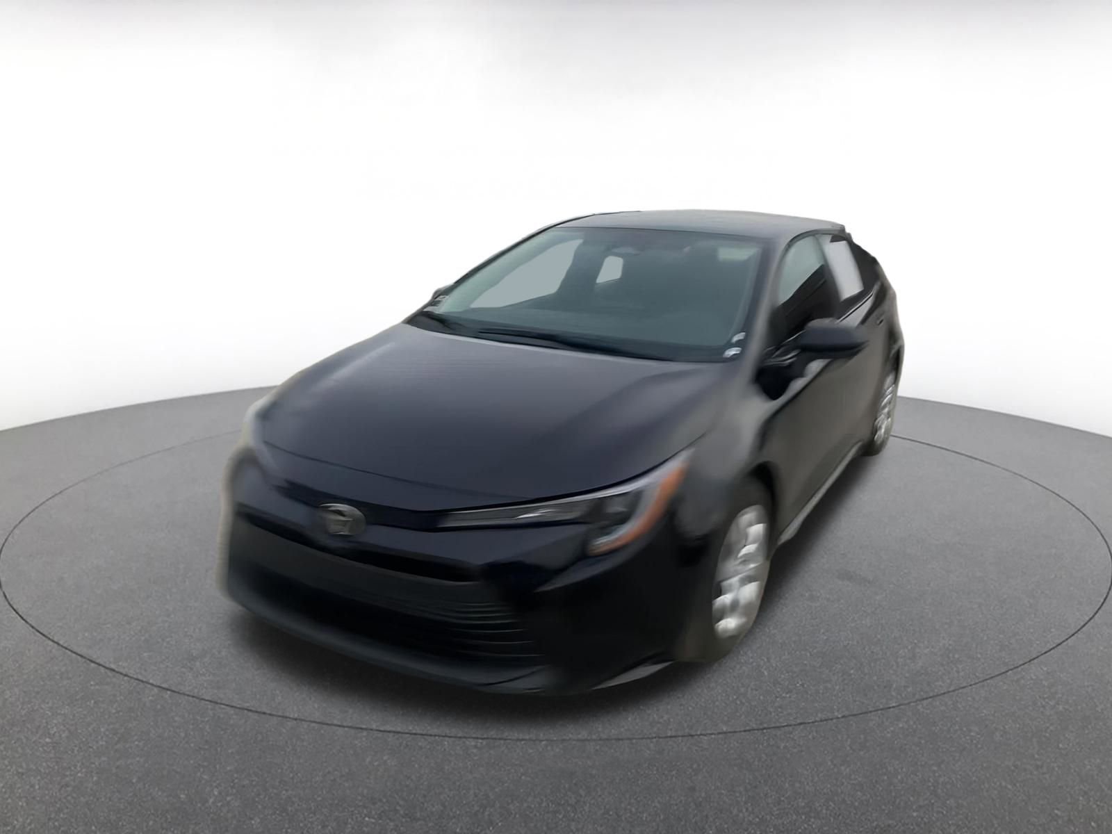 Used 2025 Toyota Corolla LE image 7