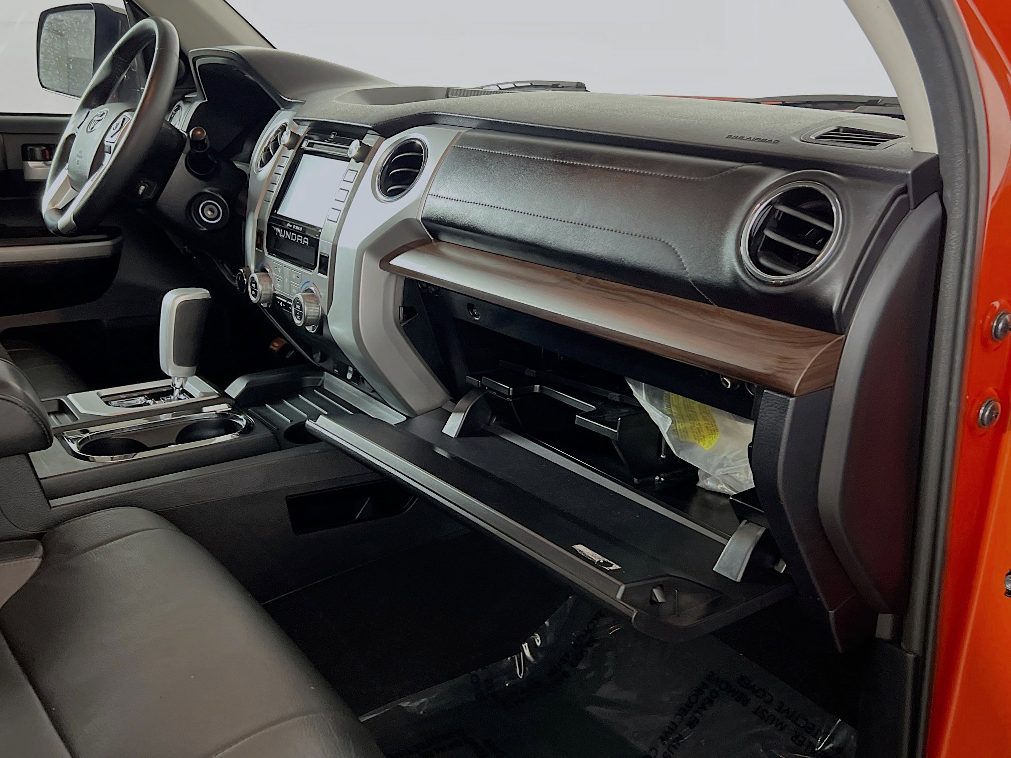 Used 2018 Toyota Tundra Limited w/ Limited Premium Package image 34